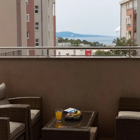 Apartment Karla Makarska Exterior photo