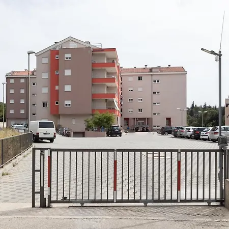 Apartment Karla Makarska Exterior photo